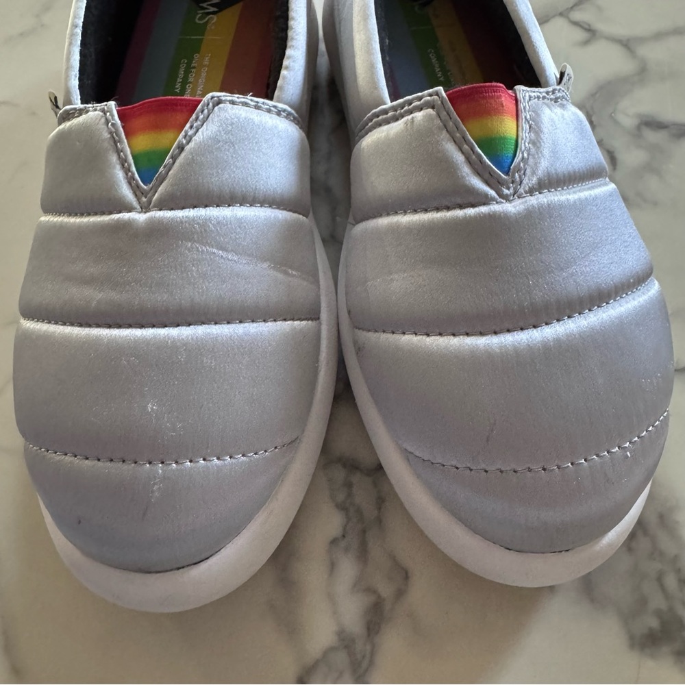 Toms Alpargata Mallow Rainbow Silver Pride Slip Ons - Picture 8 of 8